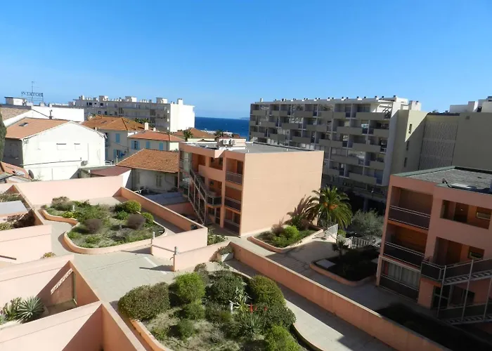 Lv330-a169 4 Couchages Apartman Le Lavandou