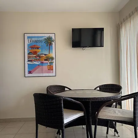 Lv330-a169 4 Couchages * Le Lavandou